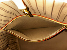 Load image into Gallery viewer, Newerfull MM-$1600 no pouch-origina $2240-NEW
